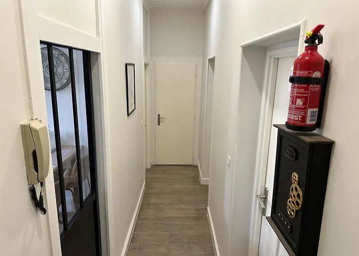 Grand appartement moderne tout équipé avec jardin